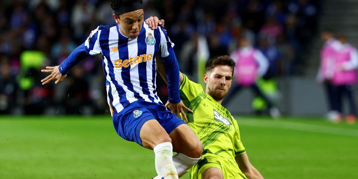 Deal "done" as Leeds reach "agreement" with player and club to sign "another giant"